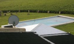 Climatización de piscinas con energía solar – Renoba Solar