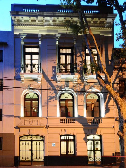 Diseño & construcción de Hotel Boutique en Abasto – Casa Umare – Arq. Pablo Pérez Raggio