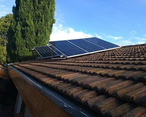 Climatización de piscinas con energía solar 